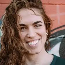 Melanie Mcclure's Instagram, Twitter & Facebook