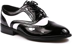 Mens 2 piece suit slim fit shawl lapel tuxedo for daily business wedding party (suit jacket + pants) 3.8 out of 5 stars. Amazon Com Metrocharm Mc121 Men S Black White Tuxedo Wing Tip Lace Up Oxford Dress Shoes 6 5 Oxfords