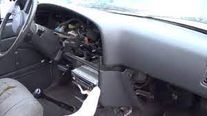Removing 85 95 Toyota Pickup Radio Dash Youtube