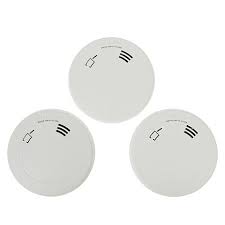 A beeping sound from your carbon monoxide detector every minute or 30 seconds is telling you that the battery is low and needs replaced. First Alert 3 Pack 10 Year Smoke And Carbon Monoxide Alarms 9569024 Hsn