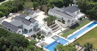Tiger Woods House In Jupiter Florida Celebrity House Pictures Tiger Woods House Mansions Celebrity Houses