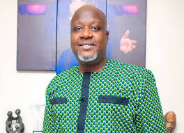 Giloshop - Kwami Sefa Kayi: From Grass to Media Icon