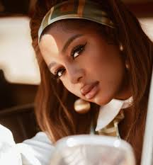 We love Vic at night! Didn't think it was possible but it's safe to say we  might be falling in love with Victoria Monet all over again! Jaugur II:  Deluxe is amazing,