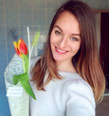 Drage dame. 🎀 Veste, da vedno v svojih objavah spodbujam samozavest,  samospoštovanje in to da se zaljubimo vase. 🥰❤ Ljubimo se. 🥰 V vseh  pogledih😈, takrat nas bodo tudi naši čudoviti moški.