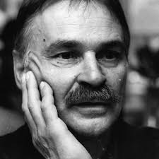 Leverkusen: Große Anteilnahme bei Trauergottesdienst für gestorbenen  Topos-Betreiber Wolfgang Orth