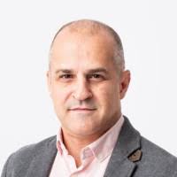 7 "Oscar Andaluz" profiles