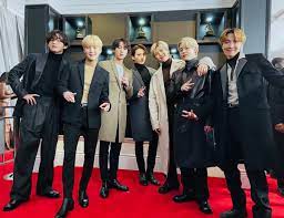 Bts's electric performance of 'dynamite' at the grammys is proof they're bigger than a trophy. Bts Official On Twitter ì˜¤ëŠ˜ì˜ë°©íƒ„ Bts In Grammys Thank You Army