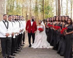 Black And White Wedding Party Attire Beautiful Bridal Party Tag Your Squad Photograph Black Wedding Dresses Wedding Poses Black Bridal Parties