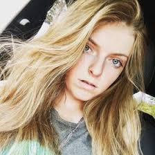 Olivia Ferro (oliviakferro)