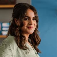 Hannah Smythe's Instagram, Twitter & Facebook