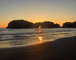 From face rock viewpoint, access the 5.6x climb on face. Elephant Rock At Sunset Picture Of Bandon Dunes Golf Resort Tripadvisor