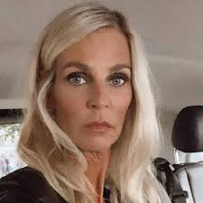 Ulrika Jonsson🍉 (@ulrikajonssonofficial) • Instagram photos and videos