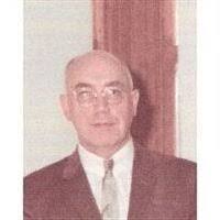 Sarah Tweedy's Instagram, Twitter & Facebook