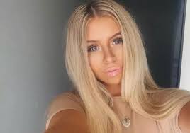 Coatbridge mum, 50, mistaken for daughter's sister after huge lifestyle  change