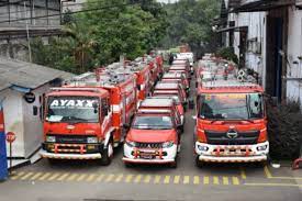 Jenis mobil pemadam kebakaran di indonesia. Penasaran Harga Mobil Pemadam Kebakaran Intip Yuk Dari Kapasitas 500 Liter Sampai 12 000 Liter Gridoto Com