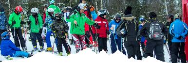 Sebuah katalog besar item akomodasi dengan foto. SÄnÄtate Prin MiÈcare In Èara Dornelor Cupa Dorna Medical La Schi Alpin Snowboard Vatra Dornei 2020 DescoperÄ Èara Dornelor