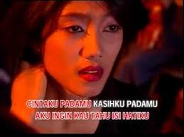 Mendung tak berarti hujan recorded by aramdani117 and kurniaimut on smule. Deddy Dores Mendung Tak Berarti Hujan Official Youtube