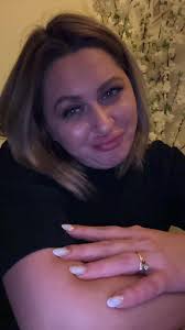 Numiți-mă figuranta , am și de ce și cu ce 😎🦾🤓 scuzați-mă pe mine ...