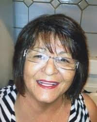 Elva Flores's Instagram, Twitter & Facebook