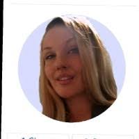 Christine Thiede's Instagram, Twitter & Facebook