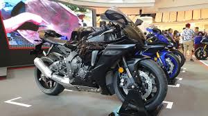 Find top 11 yamaha latest bike model at one place. 2020 Yamaha Yzf R1 Black Walkaround At Bmf 2020 Thailand Youtube
