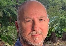 Roger Monk's Instagram, Twitter & Facebook