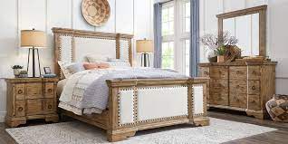 Shop for a beckford 9 pc king bedroom at rooms to go find bedroom. Canyon City Camel 5 Pc King Upholstered Bedroom Rooms To Go