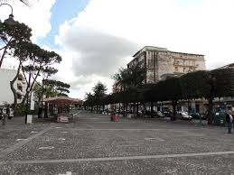 La prima faida di scampia (anche faida di secondigliano) è stata una guerra di camorra combattuta soprattutto nel quartiere napoletano di scampia, che ha coinvolto una serie di clan napoletani: Via Madonna Dell Arco Sant Anastasia Mapio Net
