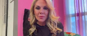 Texas salon owner rebuilds after deadly floods destroy 2-week-old business 