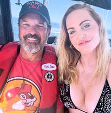 Vacay Fabulous! 🦋🍹Miss Darcie Cooper Galleur is Living Life in the  #megfab Mariposa Dress 🍹🦋