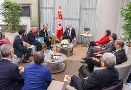 تجمعات الجالية التونسية في ساحة الجمهورية في باريس لإعلان تأييدهم لقرارات الرئيس التونسي يرصدها مراسل إكسترا نيوز كريم ألبرت من فرنسا #تونس #تونس_تتحدث_عن_نفسها #قيس_سعيد ÙˆØ²ÙŠØ± Ø§Ù„Ø®Ø§Ø±Ø¬ÙŠØ© Ø§Ù„ÙØ±Ù†Ø³ÙŠ ÙÙŠ Ø§Ø³ØªÙ‚Ø¨Ø§Ù„ Ù‚ÙŠØ³ Ø³Ø¹ÙŠØ¯ ÙÙŠ Ø¨Ø§Ø±ÙŠØ³