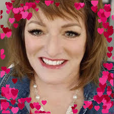 UPDATE: All occupants of the apartment building are safe. MTU Police Chief  Brian Cadwell told TV6 that once the scene in building 2109 is cleared,  fire crews will check neighboring buildings for