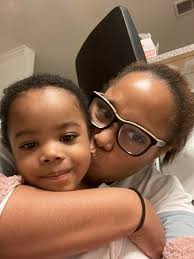 Fully clothed… and chubby… so you probably won't say hi bybio.co/PerfectMoms