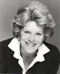 Luezettie Roberts (1935-2014) was born in Green Turtle Cay, Abaco to Thomas  Bunyan Roberts and Hilma Lenora Lowe. In 1955, she married Walter Bernice  Curry son of Robert BERNICE Curry and Irene