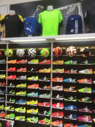 Al Ikhsan Kuala Lumpur Malaysia Sports Lifestyle Fixtures Fittings Layout Landscape Visual Merchandising Www Clearretailgrou Deportes Negocios