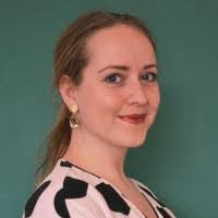 Karen Eben's Instagram, Twitter & Facebook