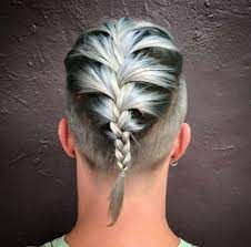 Flechtfrisuren Fur Manner Mannerzopf Im Trend Fur 2016 Geflochtene Frisuren Flechtfrisuren Viking Frisur