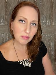 Shelly Labbe's Instagram, Twitter & Facebook