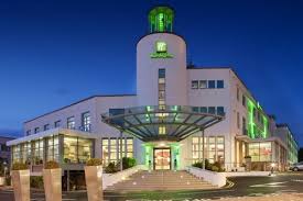 Our customers rated premier inn dublin airport park and fly on average 7/10 (1 reviews). Holiday Inn Hotel With Onsite Park And Fly Deals At Birmingham Airport