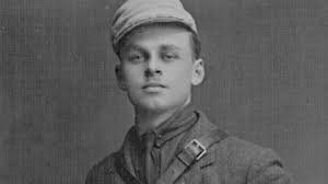Witold pilecki as an officer (top), imprisoned in auschwitz (middle), and at his fatal trial (bottom). Witold Pilecki Ww2 Polish Military Hero Who Escaped From Auschwitz Twice Sammeln Seltenes Scribeemr Non Sport Trading Cards