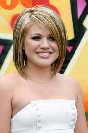 Layered Haircuts For Round Faces Hairstyles Oval Face Hairstyles Short Hair Styles For Round Faces Round Face Haircuts