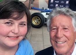 Linda Conti's Instagram, Twitter & Facebook