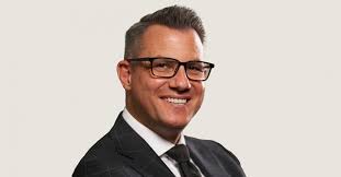 Etihad promotes Martin Drew as managing director