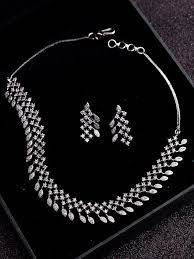 A present on an actual anniversary day is great, but a gift that continues to give, who can say no to that? Top 31 Best Gifts For Wife With Products Where To Buy Shaadisaga