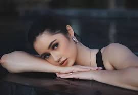 Profil dan Biodata Vika Kolesnaya, Model Berparas Bule yang Digosipkan  Punya Hubungan Spesial dengan Billy Syahputra