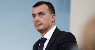 Autostrade casalino conte covid governo giallorosso palamara stato di emergenza. Giuseppe Conte Vuota Il Sacco Su Rocco Casalino Perche Ho Scelto Lui Libero Quotidiano