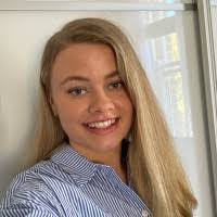 Naomi Breen's Instagram, Twitter & Facebook