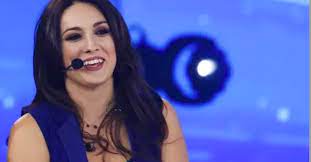 To connect with francesca, sign up for facebook today. Francesca Manzini Reveals I Had To Call An Ambulance Curler Ruetir