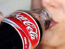 Cola Und Pepsi Deshalb Schmecken Sie Aus Der Flasche Anders Als Aus Der Dose Genuss