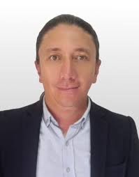 Docentes y personal de apoyo